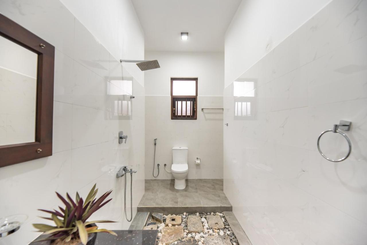 Hotel Calm Haven Unawatuna Talpe Ngoại thất bức ảnh